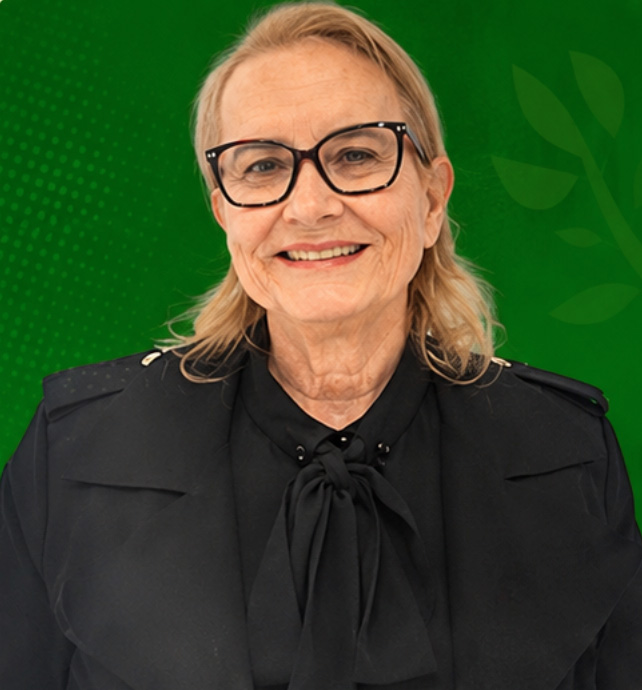 Dra. Vania Moda Cirino